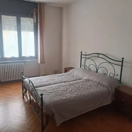 Grande Piazza Chanoux Апартаменты *